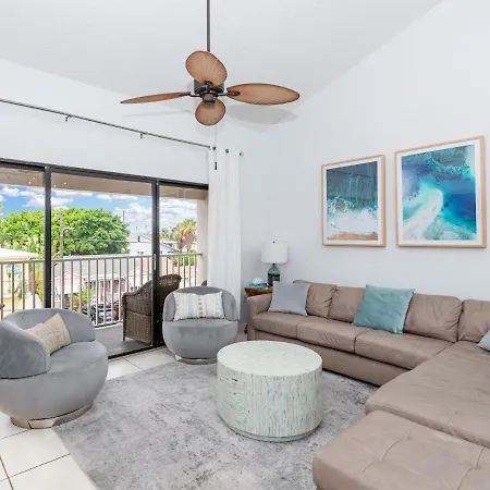 Coastal Condo Amazing Location! 50 Steps To The Beach Clearwater Beach Exterior photo